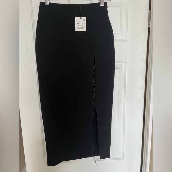 Zara Black Midi Lace Up Pencil Skirt Side Slit Size XS - Picture 1 of 8